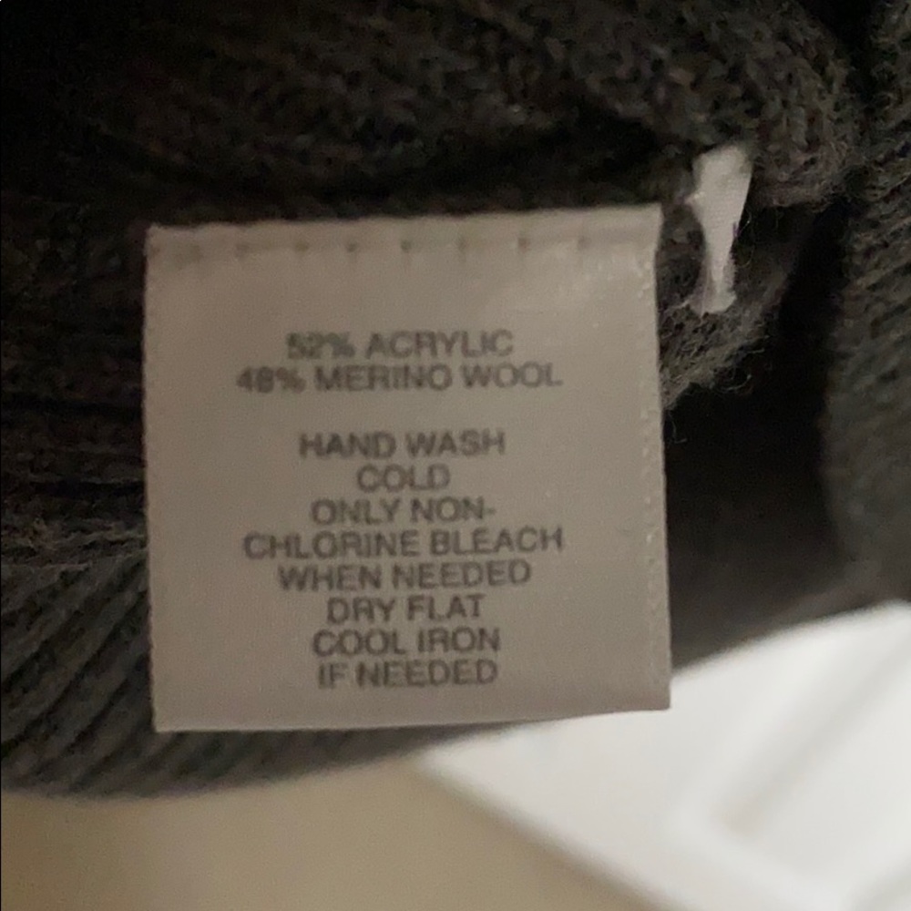 Loft Sweater - Picture 7 of 8